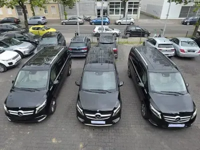 Gebraucht Mercedes V250 Avantgarde 190 PS (139 kW) 2019 Schwarz Van / Kleinbus