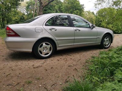 Mercedes C220