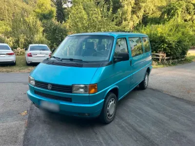 Gebraucht VW T4 84 PS (61 kW) 1990 Blau Van