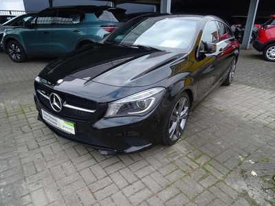 Gebraucht Mercedes CLA180 122 PS (89 kW) 2016 Kosmosschwarz Limousine