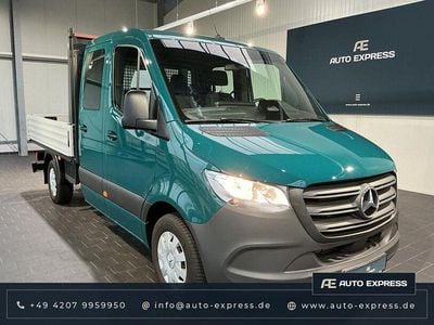 Gebraucht Mercedes Sprinter 170 PS (125 kW) 2024 Grün Van