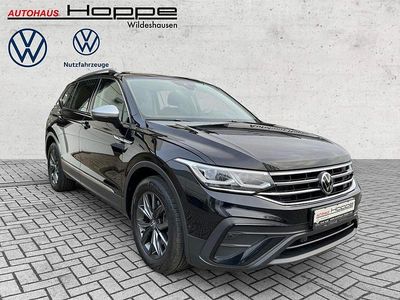 Schwarz Gebraucht 2022 VW Tiguan Allspace Life SUV | 33.770 € (Fairer Preis)
