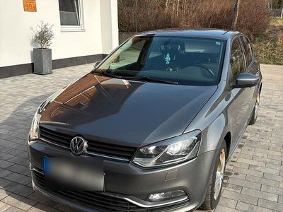 Gebraucht VW Polo 90 PS (66 kW) 2014 Grau Kleinwagen