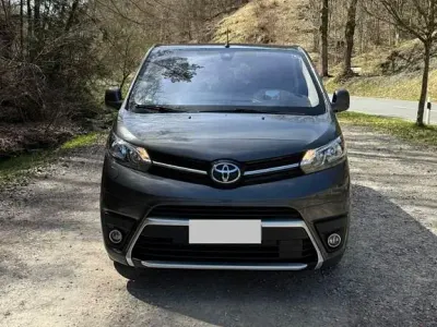 Gebraucht Toyota Proace 150 PS (110 kW) 2017 Grau Van / Kleinbus