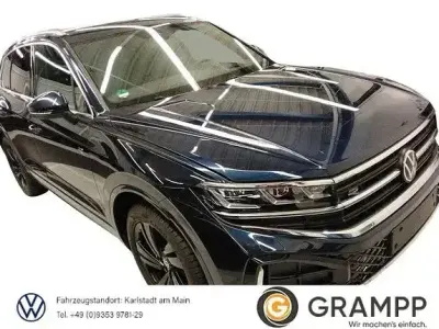 Second-hand VW Touareg R-line 286 CP (210 kW) 2025 Albastru SUV