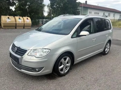 Gebraucht VW Touran United 140 PS (102 kW) 2009 Silber Van / Kleinbus