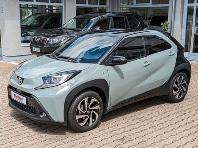 Grau Neu 2025 Toyota Aygo X Team SUV | 15.950 € (Guter Preis)