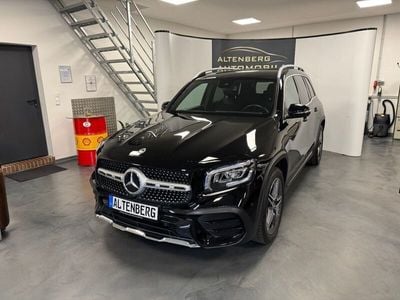 Mercedes GLB220