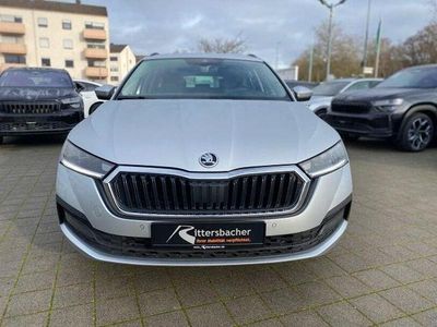 Usata Skoda Octavia Tour 150 CV (110 kW) 2022 Argento Station wagon