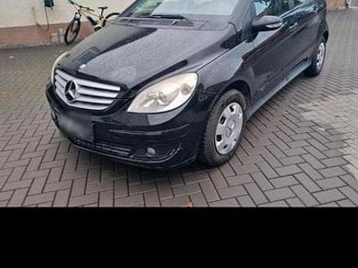 Mercedes B150