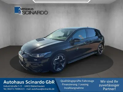 Gebraucht VW Golf VIII R-line 150 PS (110 kW) 2025 Schwarz Limousine