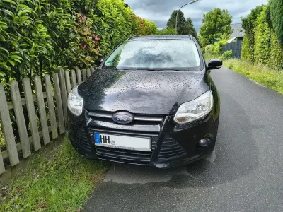 Gebraucht Ford Focus Trend 116 PS (85 kW) 2012 Schwarz Limousine