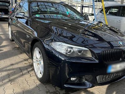 Gebraucht BMW 518 M Sport 150 PS (110 kW) 2016 Schwarz Kombi