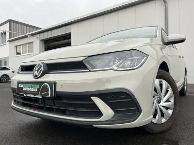 Gebraucht VW Polo Life 95 PS (69 kW) 2024 Ascotgrau Kleinwagen