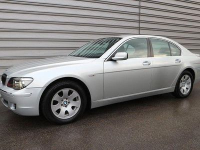 Silber Gebraucht 2005 BMW 730 Limousine | 19.990 €
