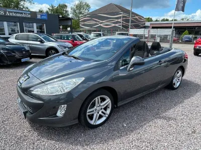 Gebraucht Peugeot 308 CC Premium 140 PS (102 kW) 2010 Grau Cabrio
