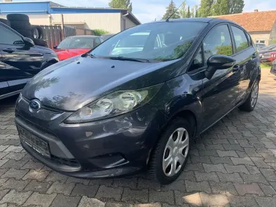 Gebraucht Ford Fiesta Trend 82 PS (60 kW) 2009 Grau Limousine