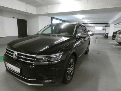 Gebraucht VW Tiguan Allspace Highline 190 PS (139 kW) 2020 Deep black SUV