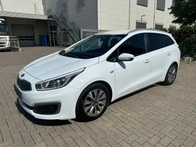 Gebraucht Kia Ceed Sportswagon 128 PS (94 kW) 2018 Weiß Kombi