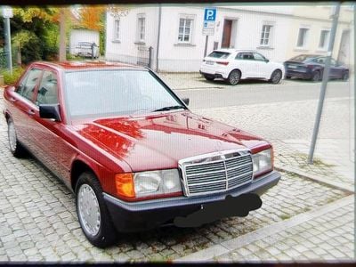 Rot Gebraucht 1987 Mercedes 190 Limousine | 6.500 €