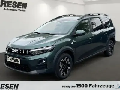Neu Dacia Jogger Journey 110 PS (80 kW) 2026 Gruen Van / Kleinbus