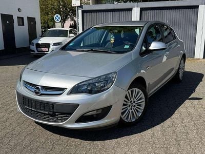 Usata Opel Astra Selection 116 CV (85 kW) 2014 Argento Utilitaria