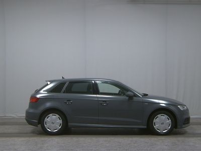 gebraucht Audi A3 Sportback 35 TDI S-Line Ext. LED AHK Shz Tempomat