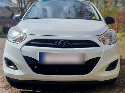 Gebraucht Hyundai i10 Classic 69 PS (50 kW) 2013 Weiß Kleinwagen