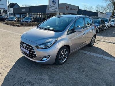 Gebraucht Hyundai ix20 YES! Silver 116 PS (85 kW) 2015 Weiß Kleinwagen