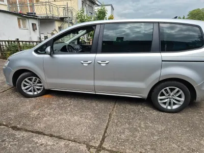 Gebraucht VW Sharan 140 PS (102 kW) 2026 Grau Van / Kleinbus