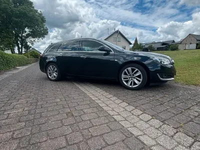 Gebraucht Opel Insignia 136 PS (100 kW) 2016 Schwarz Kombi