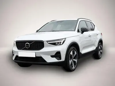 Gebraucht Volvo XC40 Plus 197 PS (144 kW) 2023 Manufacturer SUV
