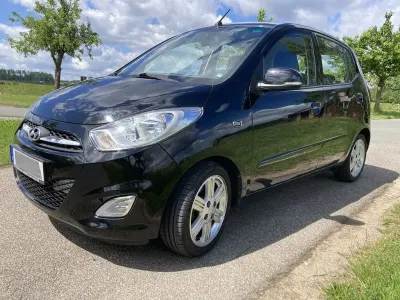 Gebraucht Hyundai i10 Style 69 PS (50 kW) 2012 Schwarz Kleinwagen