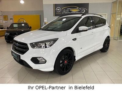 Weiß Gebraucht 2019 Ford Kuga ST-Line SUV | 18.990 € (Etwas zu teuer)