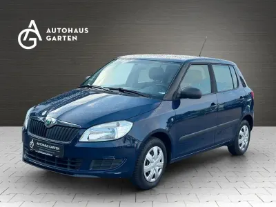 Gebraucht Skoda Fabia Cool Edition 69 PS (50 kW) 2011 Blau Limousine