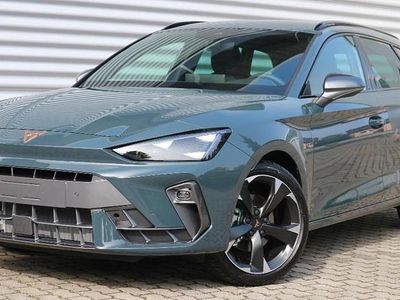 Neu Cupra Leon 150 PS (110 kW) 2025 Blau Kombi