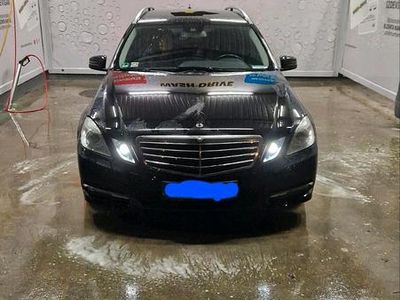 Mercedes E220
