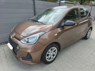 Gebraucht Hyundai i10 Classic 67 PS (49 kW) 2017 Braun Kleinwagen
