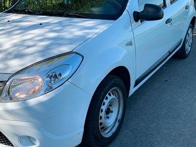Second-hand Dacia Sandero 75 CP (55 kW) 2009 Alb Hatchback
