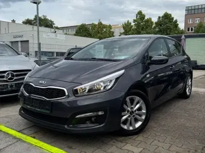 Gebraucht Kia Ceed Edition 7 99 PS (72 kW) 2016 Kleinwagen