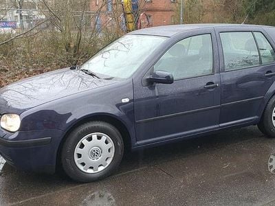 Gebraucht VW Golf IV 101 PS (74 kW) 2000 Blau Kleinwagen