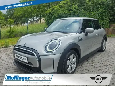 Gebraucht Mini Cooper Essential 136 PS (100 kW) 2023 Silber Kleinwagen