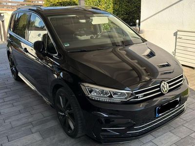 Gebraucht VW Touran Highline 150 PS (110 kW) 2019 Schwarz Van / Kleinbus