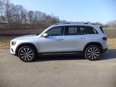 Gebraucht Mercedes GLB200 Progressive 163 PS (119 kW) 2022 Silber SUV