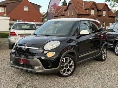 Gebraucht Fiat 500L Trekking 95 PS (69 kW) 2016 Schwarz Van / Kleinbus
