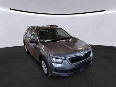 Grau Gebraucht 2024 Skoda Kamiq Essence SUV | 17.666 € (Superpreis)