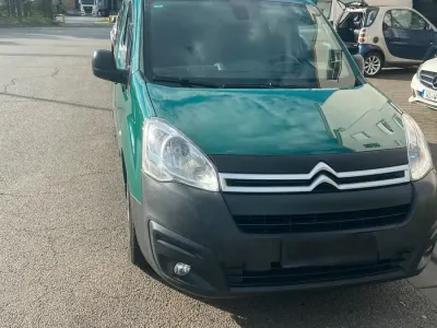 Gebraucht Citroën Berlingo 120 PS (88 kW) 2017 Grün Van / Kleinbus