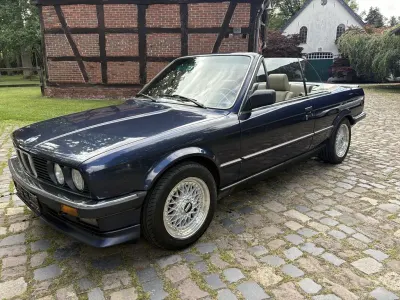 Gebraucht BMW 320 Cabriolet Performance 129 PS (94 kW) 1988 Royalblau metallic Cabrio