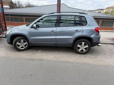 Usata VW Tiguan 140 CV (102 kW) 2008 Blu SUV