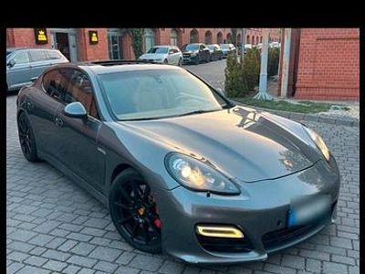 Porsche Panamera GTS